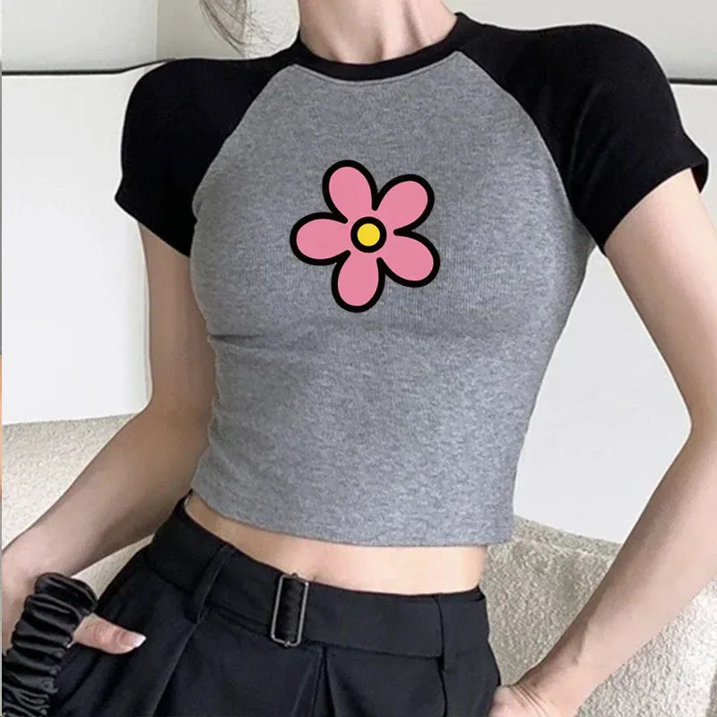 Flowers Printed 2000s Graphic Crop Top Streetwear Crop Top