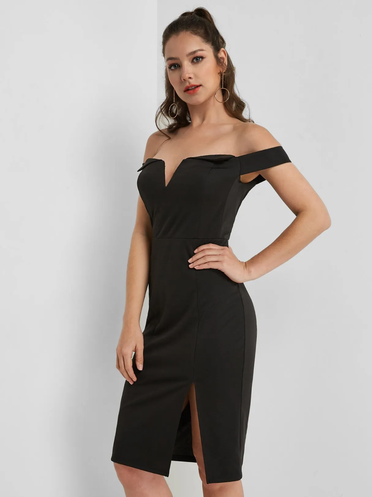 Wholesale Black Off The Shoulder Slit Hem Dresses