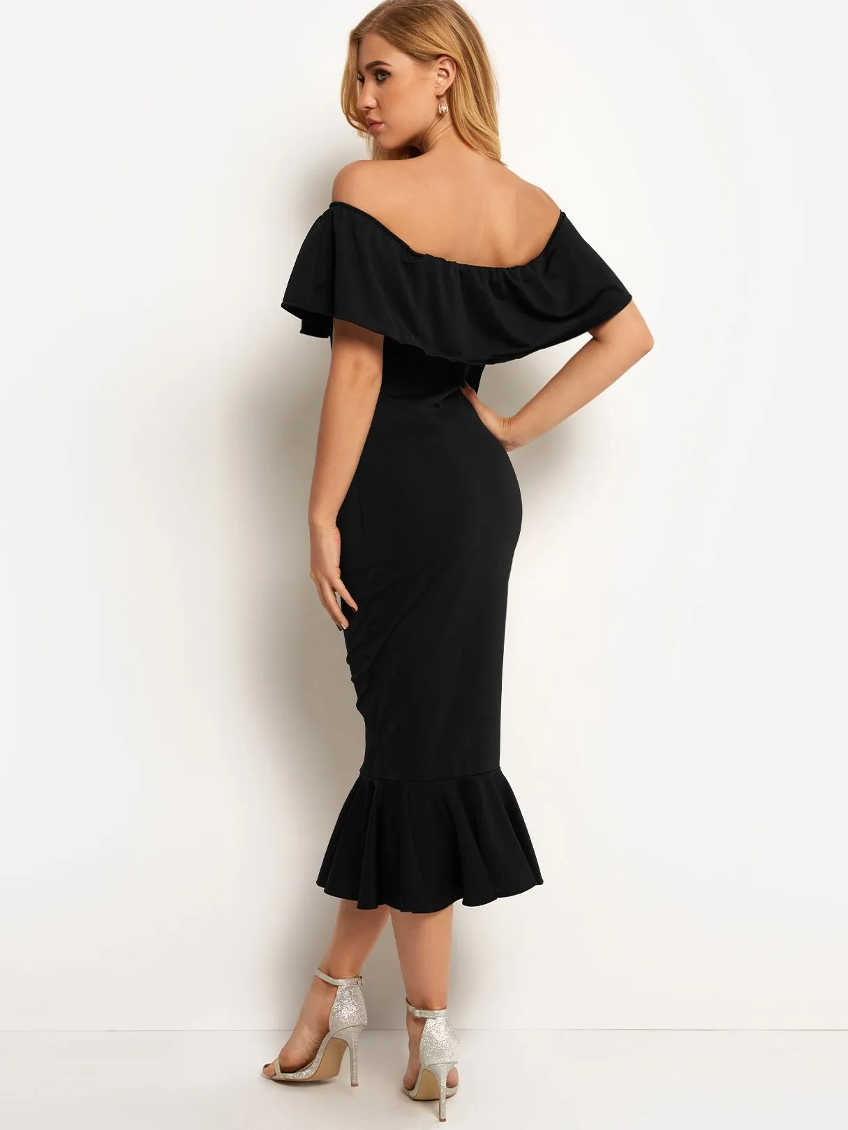 Wholesale Off Shoulder Short Sleeve Dresses